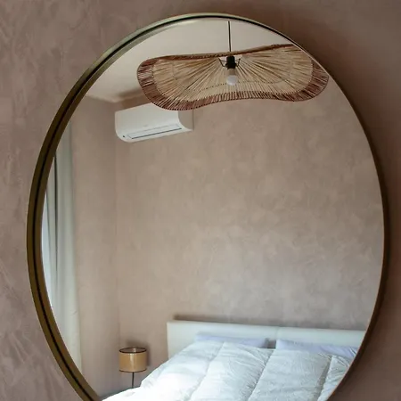 Funny House By M רומא